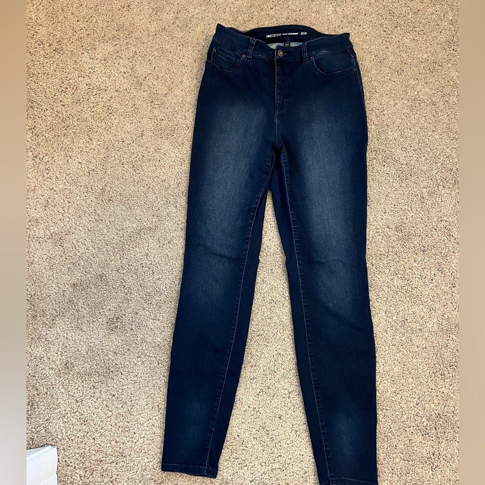 Macy’s INC Essex Super Skinny Jeans Size 8